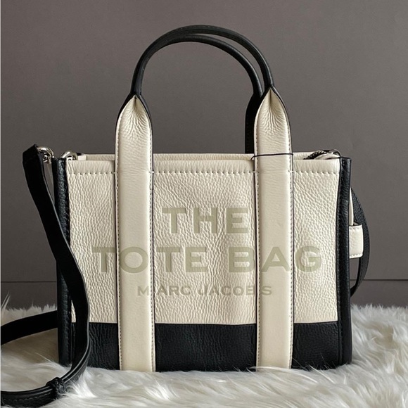 H006L01RE22 - Marc Jacobs The Colorblock Mini Tote Bag - Picture 1 of 16